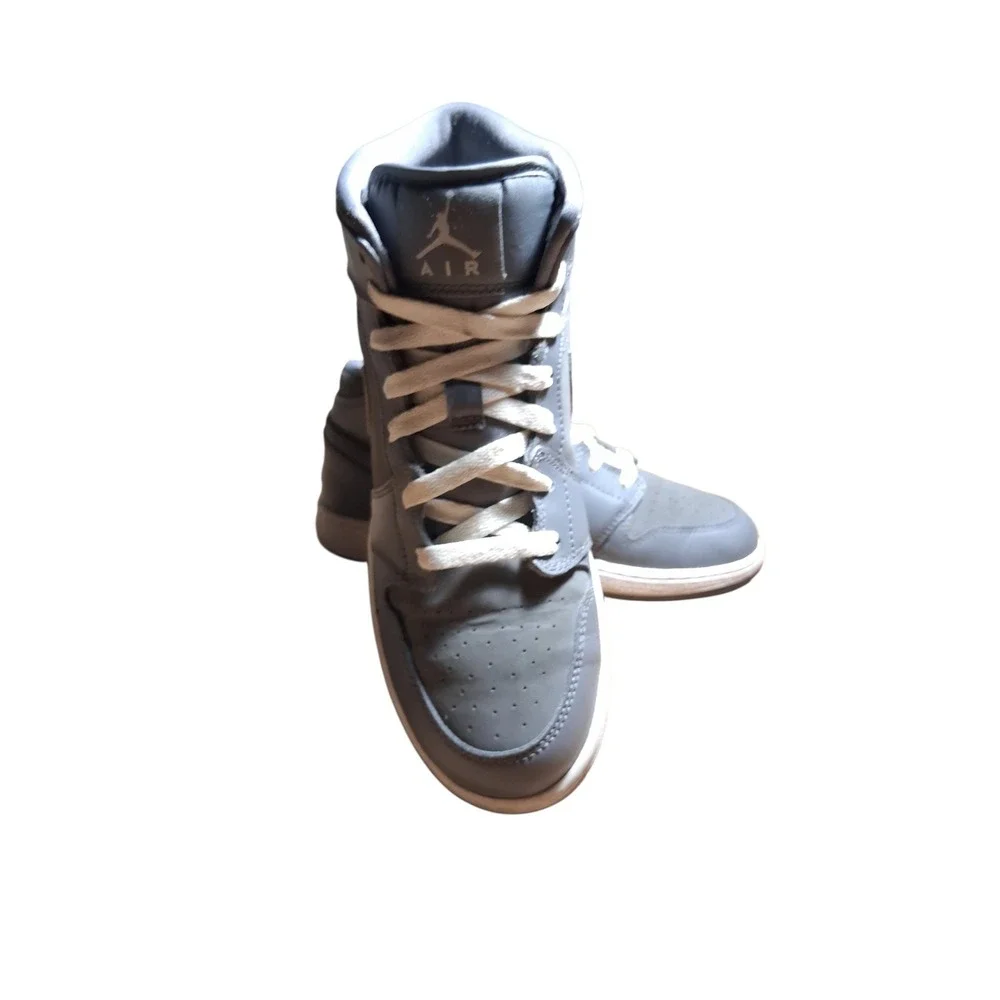 Nike‎ Air Jordan 1 Youth Size 5.5Y Streetwear Academia Grungecore Retro Sneakers